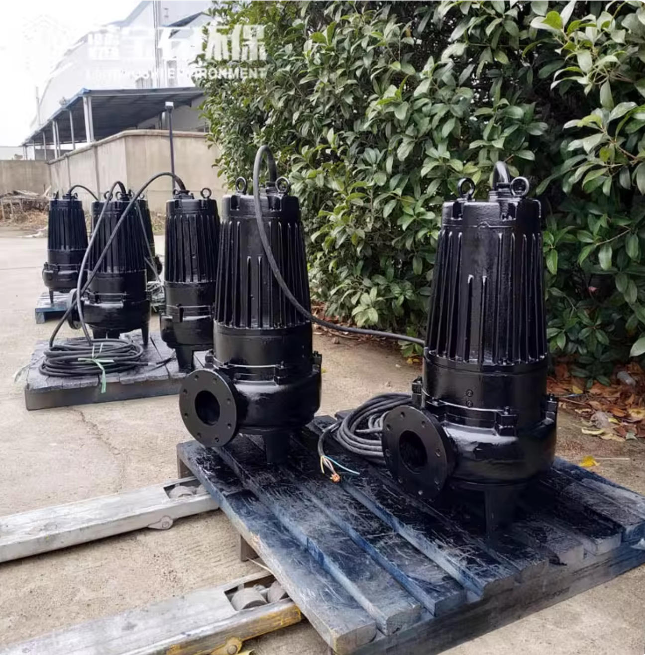 南京藍寶石環(huán)保有限公司與寧波某公司成功達成戰(zhàn)略合作，WQ型潛水排污泵助力高效污水處理